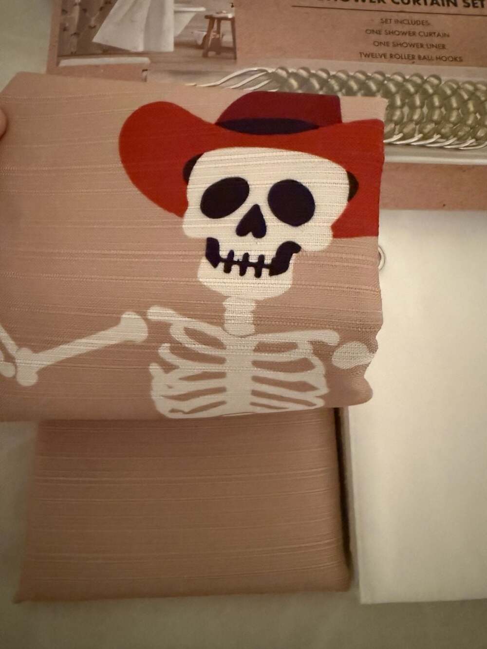 Wrangler Skeleton Rodeo Shower Curtain Set - Picture 3 of 3
